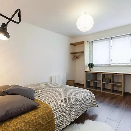 Apartment Must Center